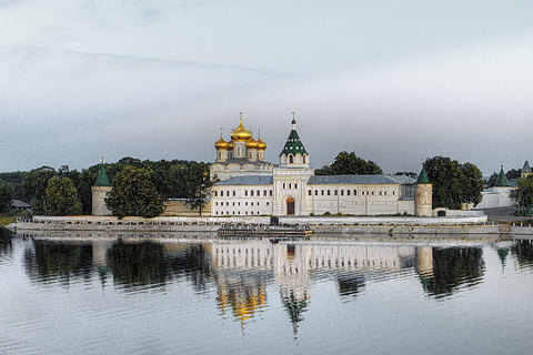 Ипатьевский монастырь в Костроме